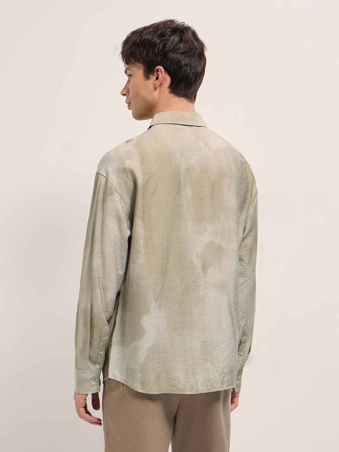 Image of THE BEAR HOUSE Men Solid Casual Cream Shirt