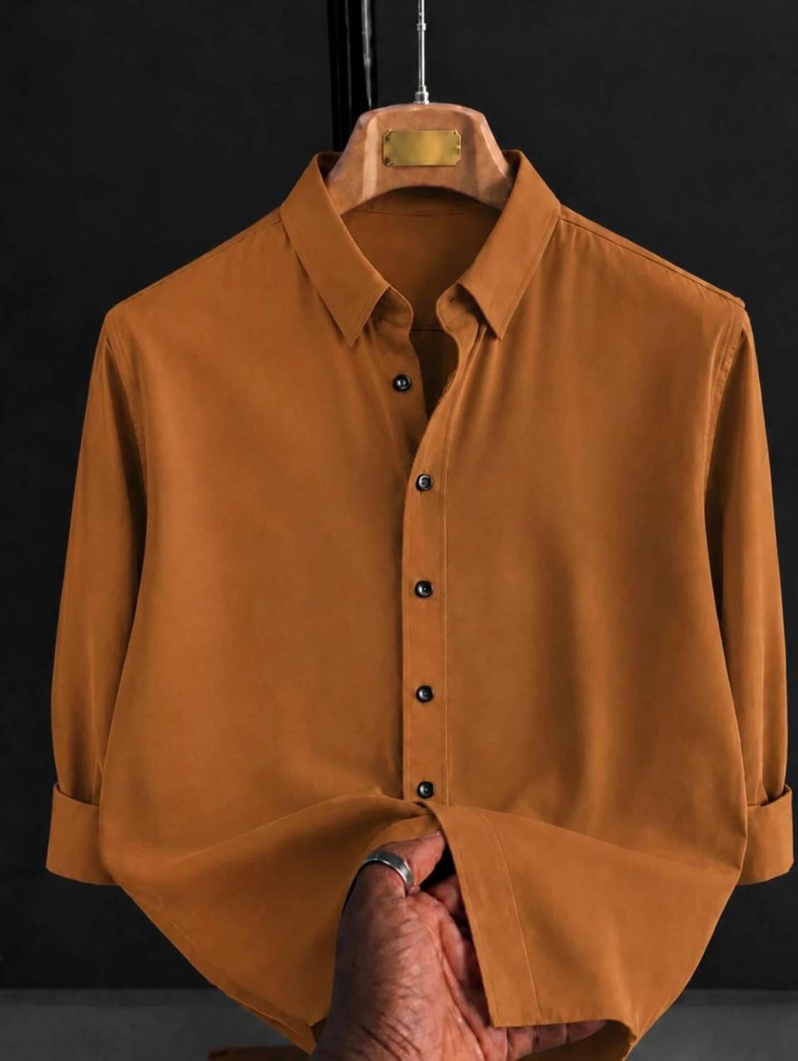 ZAMORDOZI Men Slim Fit Solid Spread Collar Shirt - Image 1