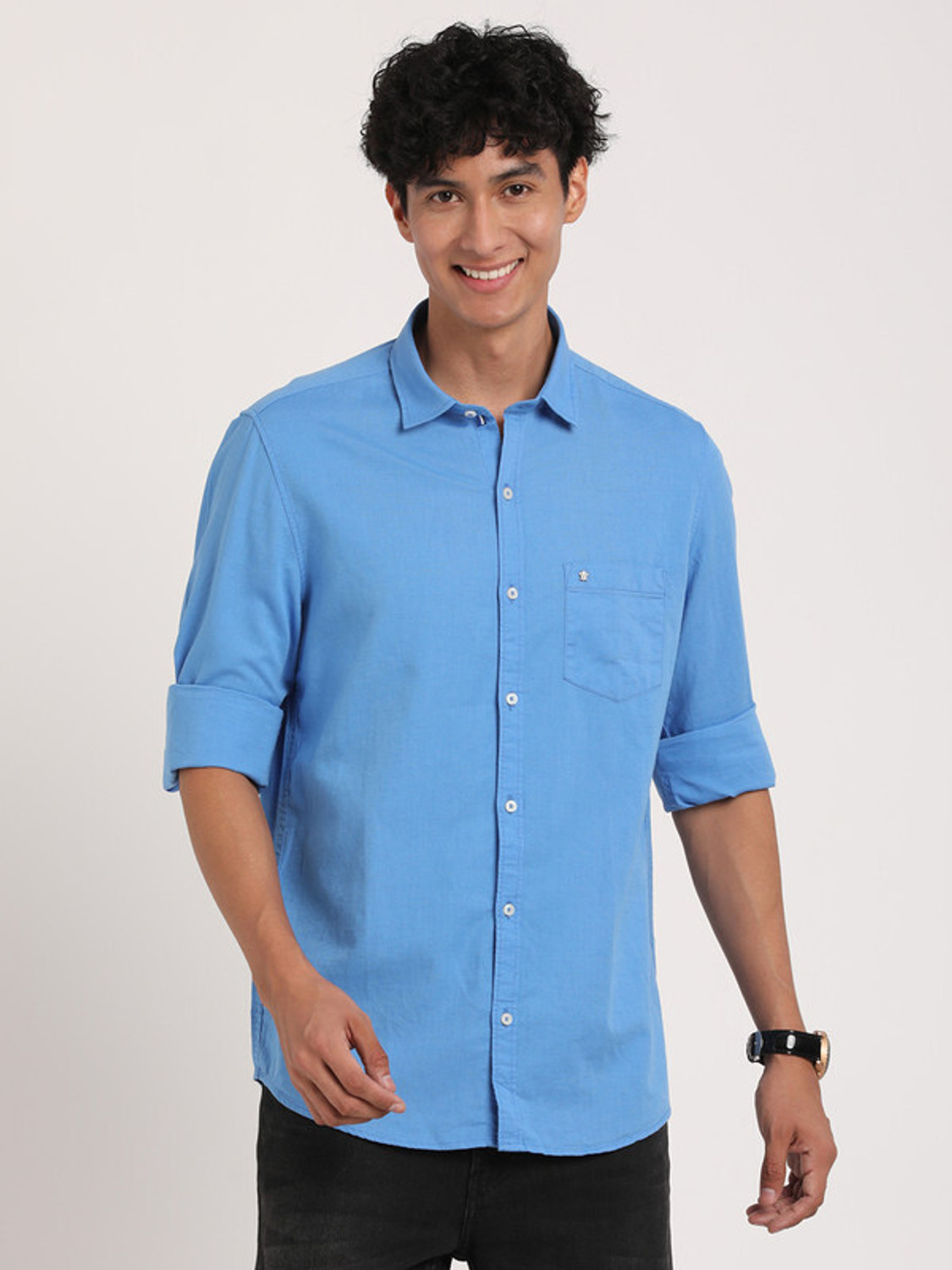 Image of TURTLE Men Solid Casual Blue Shirt