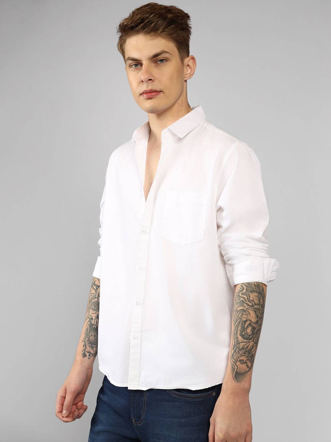 Dennis Lingo Men Solid Casual White Shirt - Image 2