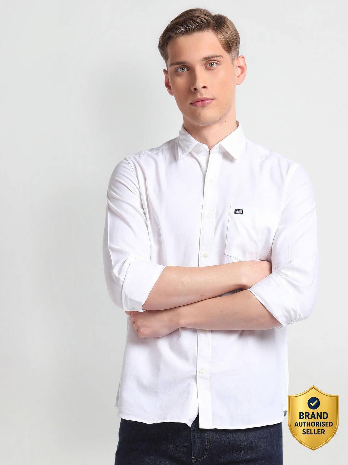 Arrow Sport Men Solid Casual White Shirt