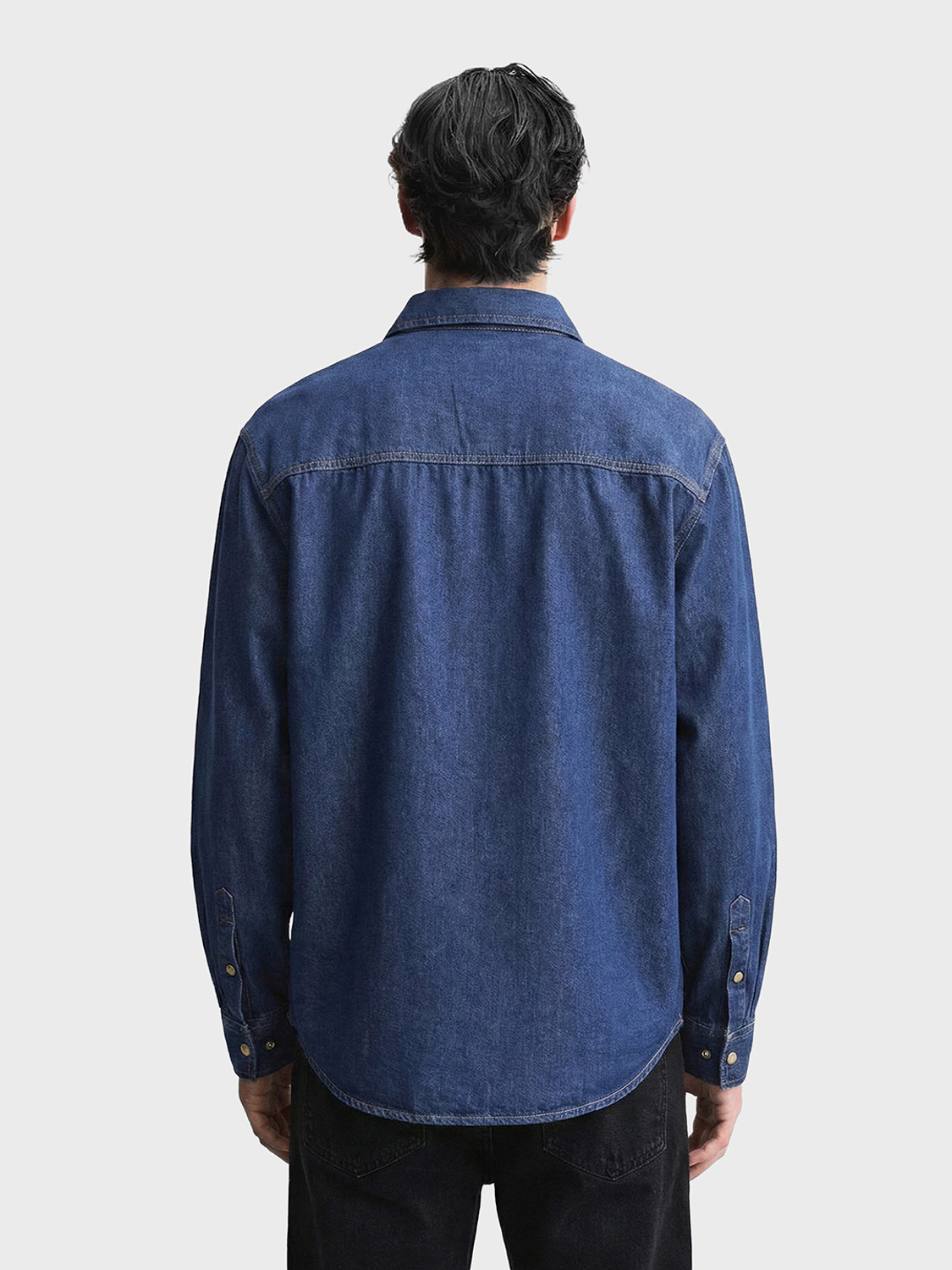 Image of The Indian Garage Co. Men Solid Casual Blue Shirt