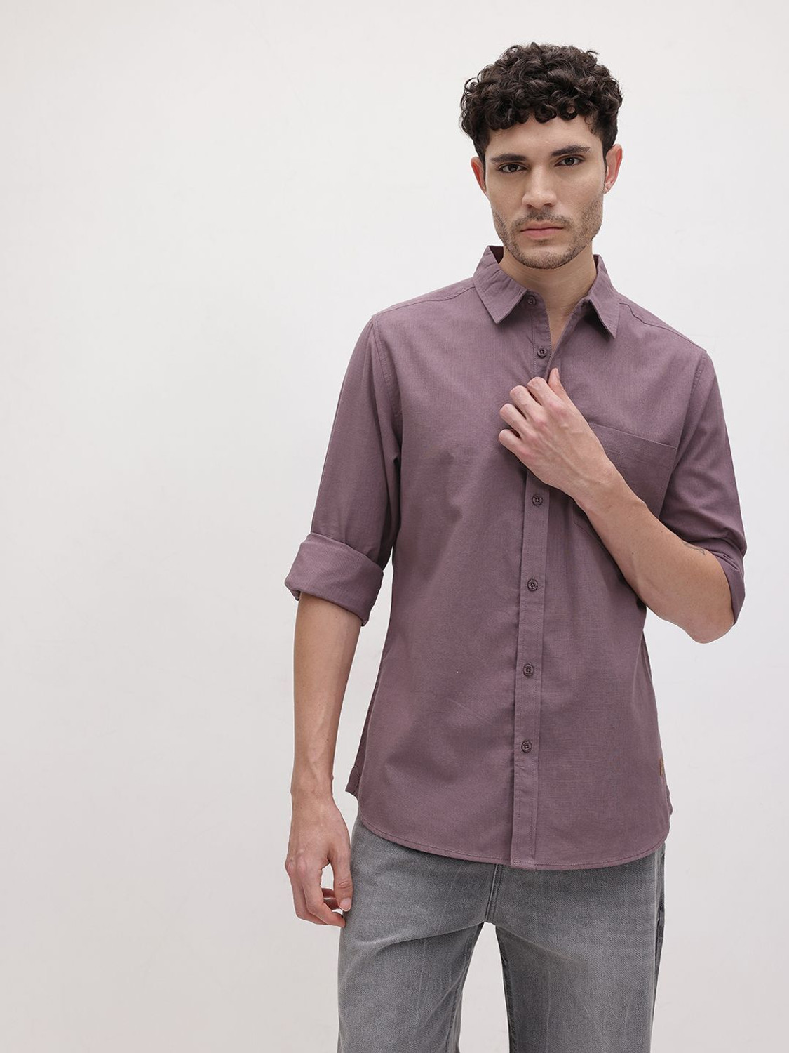 Image of Roadster Men Solid Casual Multicolor Shirt
