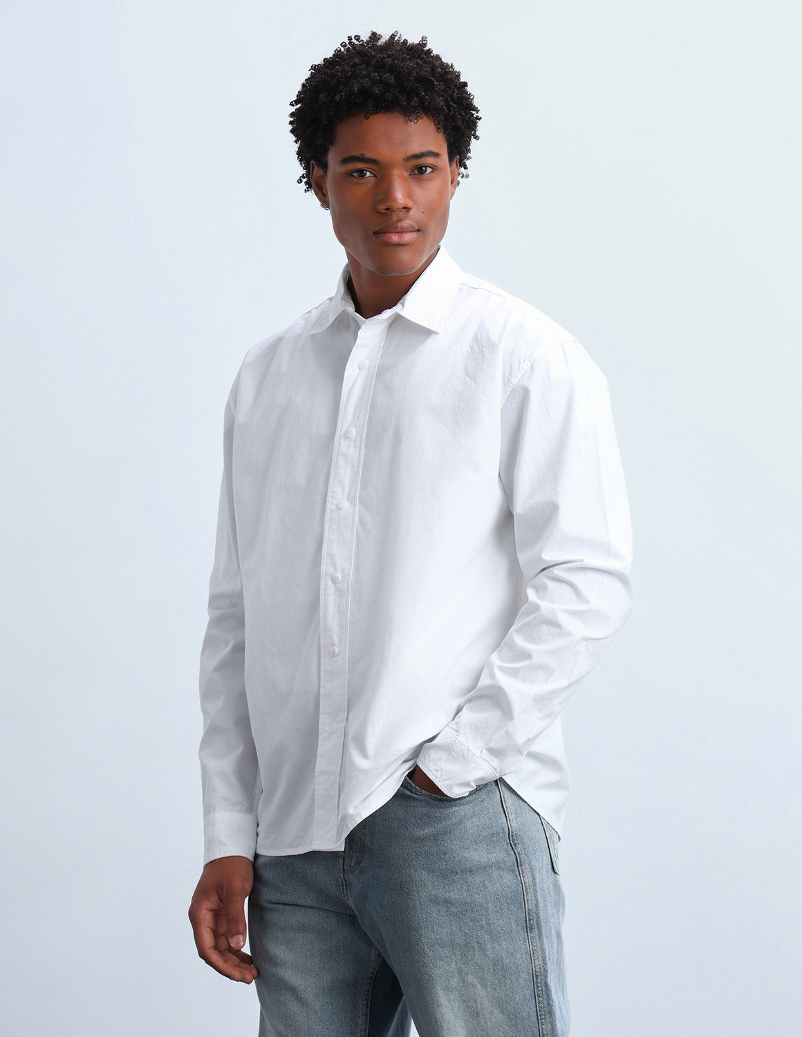 Image of FLYING MACHINE Men Solid Casual White Shirt