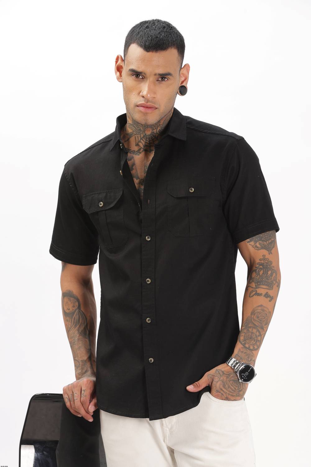 7th Legion Men Solid Casual Black Shirt