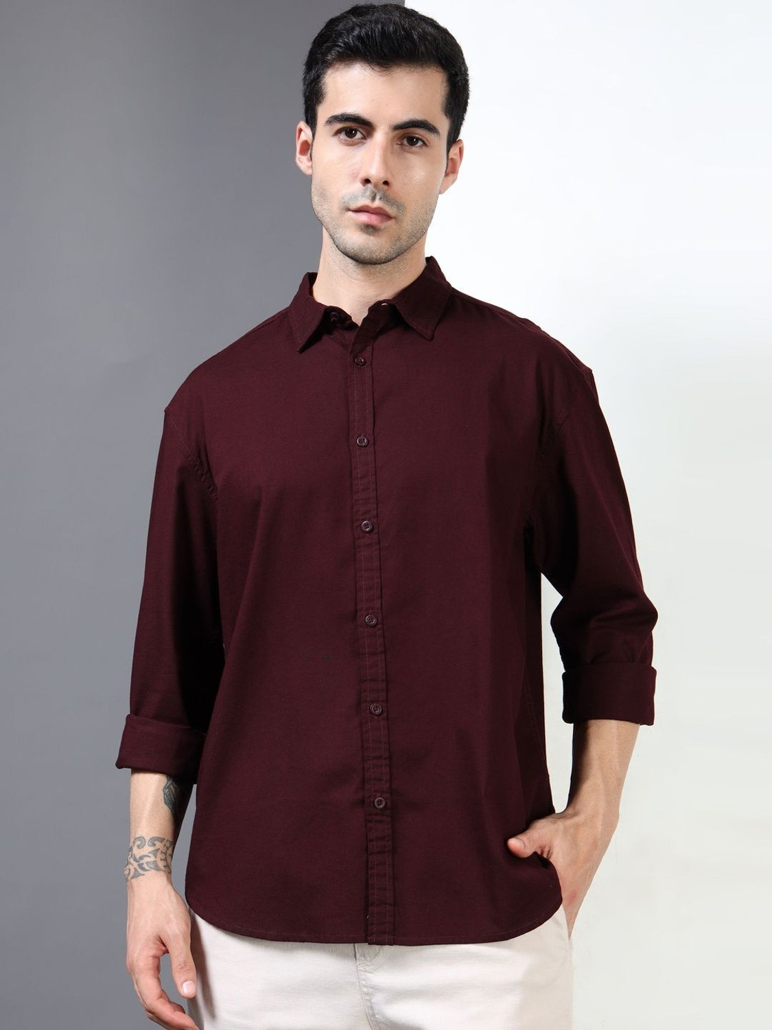 Image of HERE&NOW Men Relaxed Fit Solid Spread Collar Casual Shirt