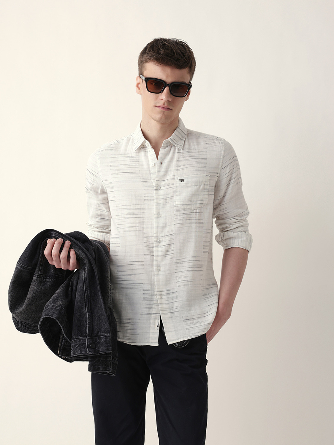 Image of THE BEAR HOUSE Men Printed Casual White Shirt