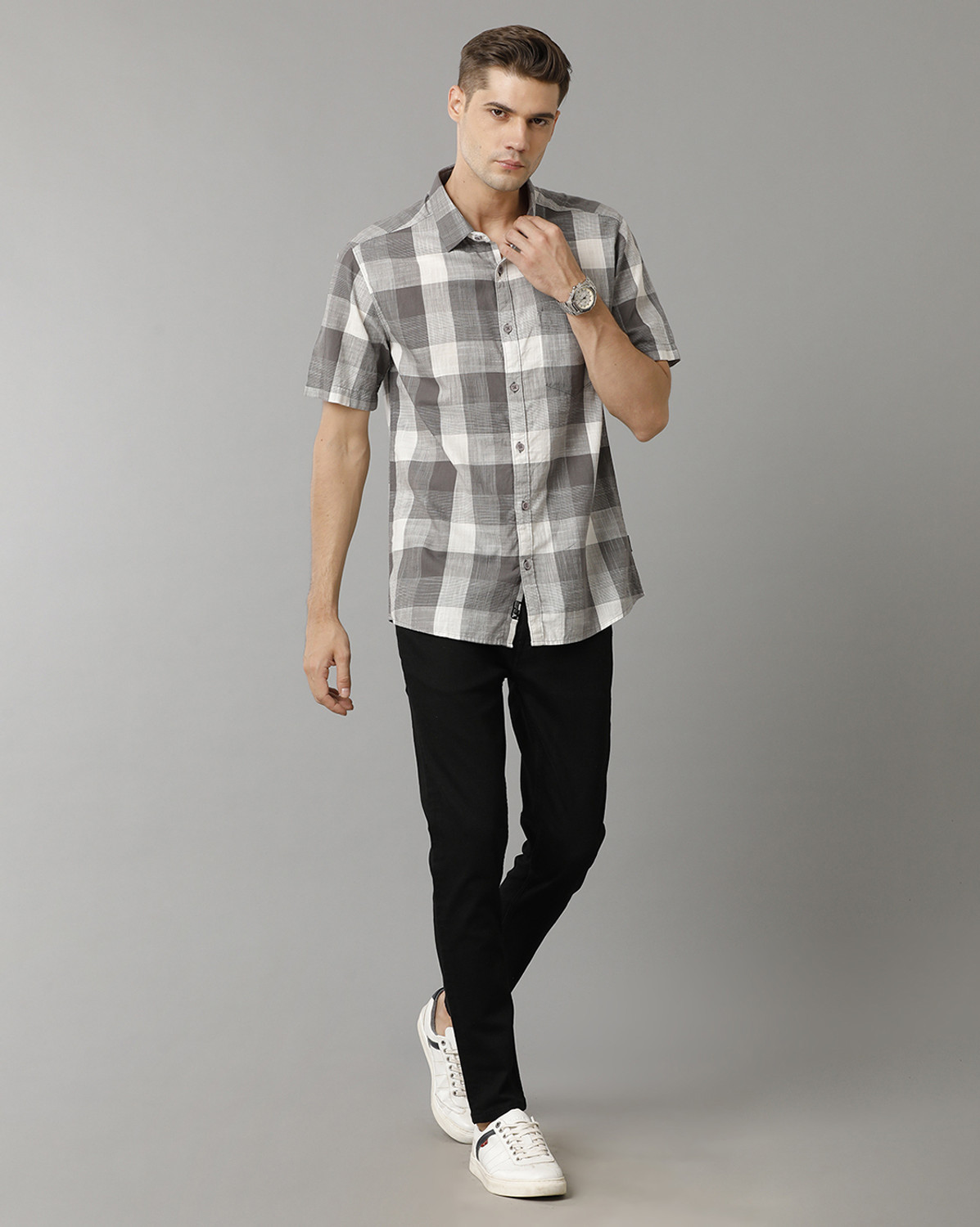 Image of VOI JEANS Men Checkered Casual Grey Shirt