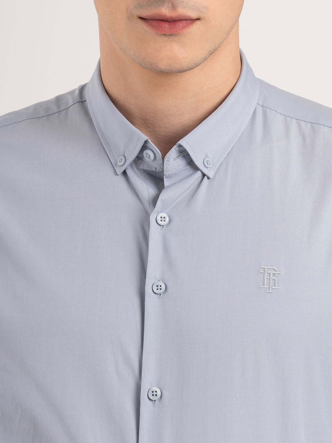 Image of RED TAPE Men Solid Casual Blue Shirt