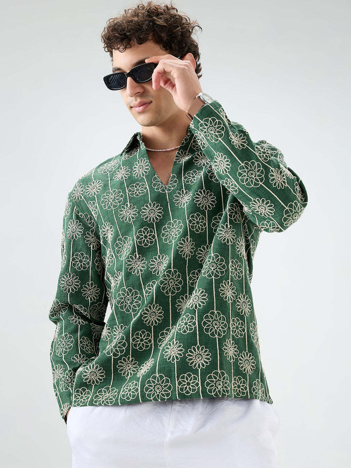Image of VASTRADO Men Printed Casual Green Shirt