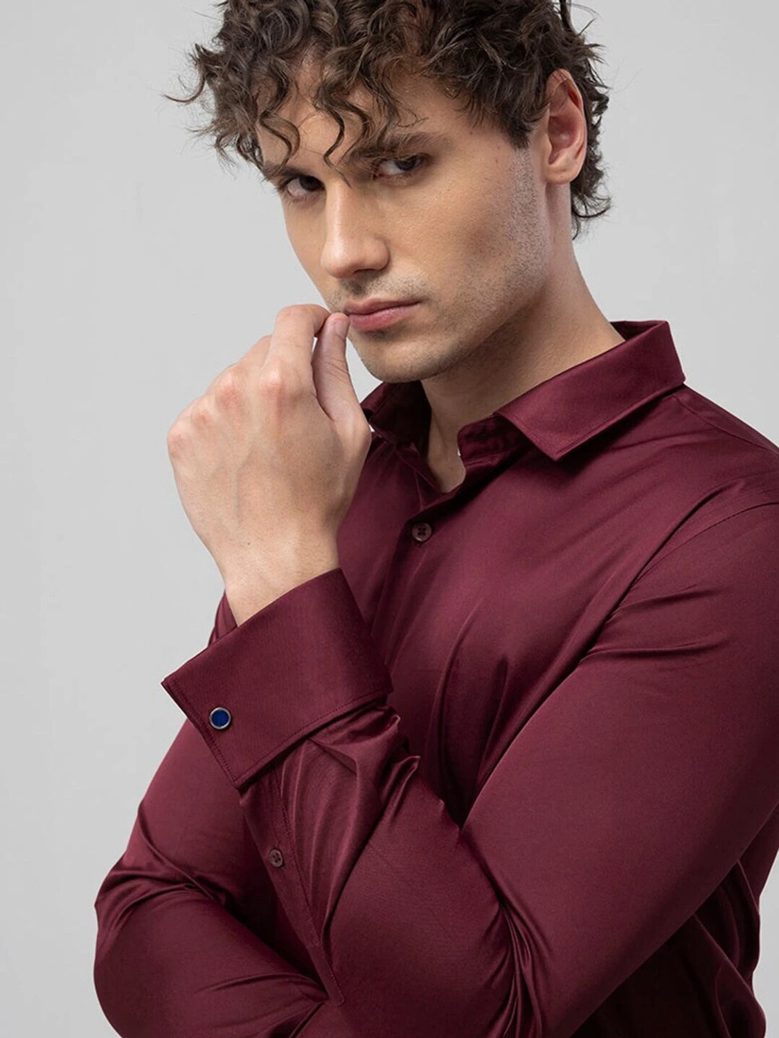 Image of Snitch Men Solid Casual Maroon Shirt