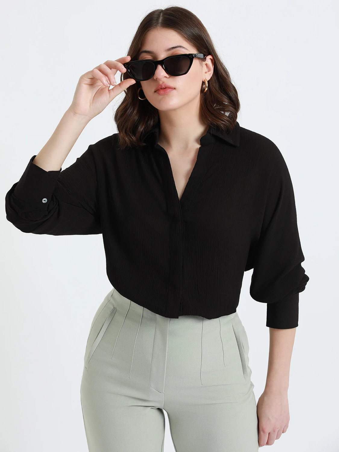 Image of DL Woman Women Solid Casual Black Shirt