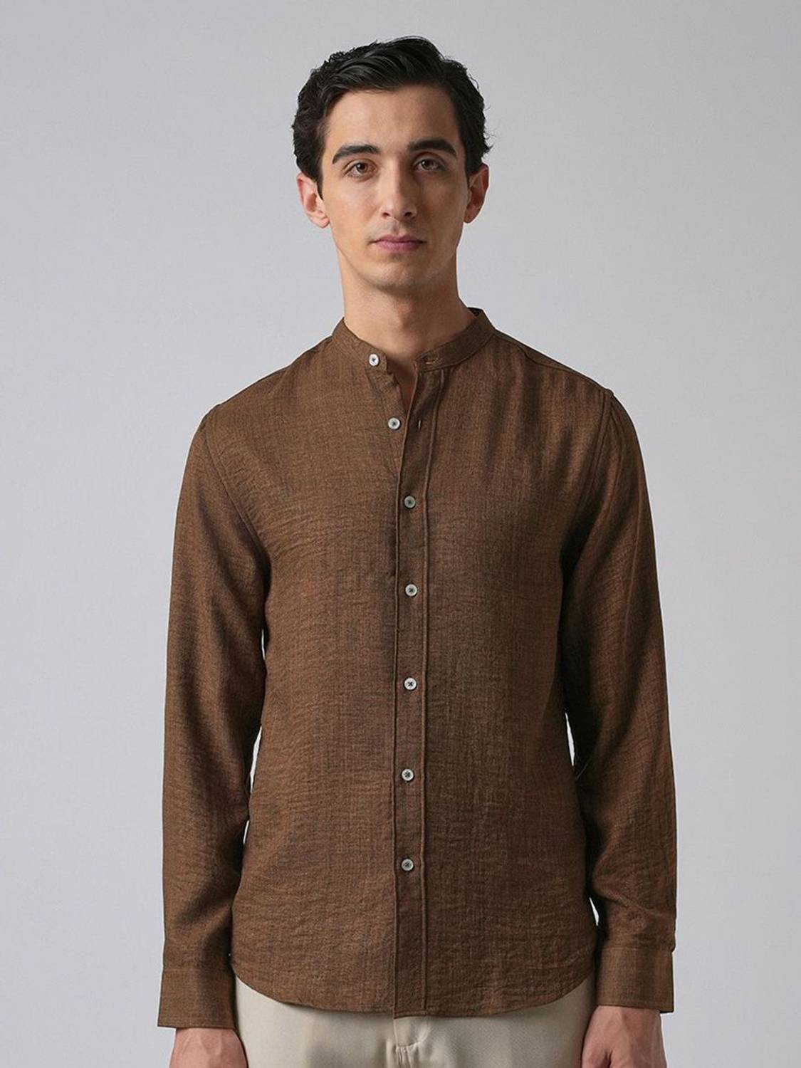 Banana Club Men Solid Casual Brown Shirt