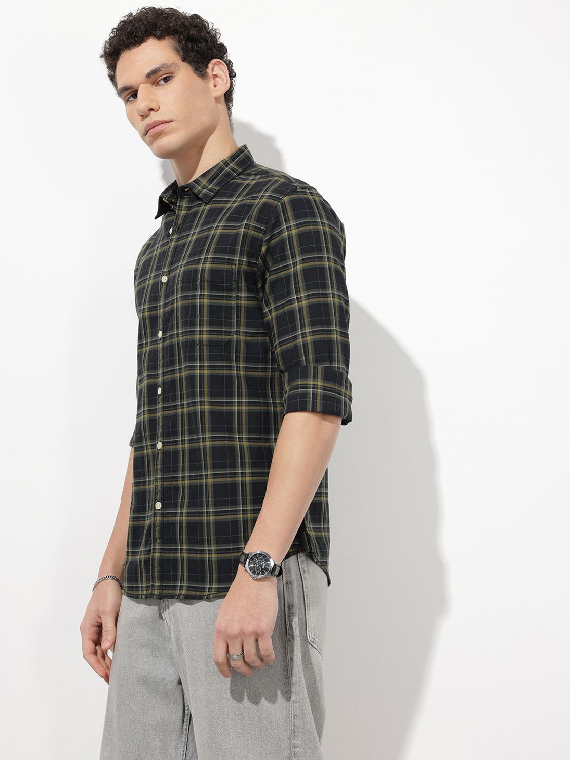 Image of Roadster Men Checkered Casual Black Shirt