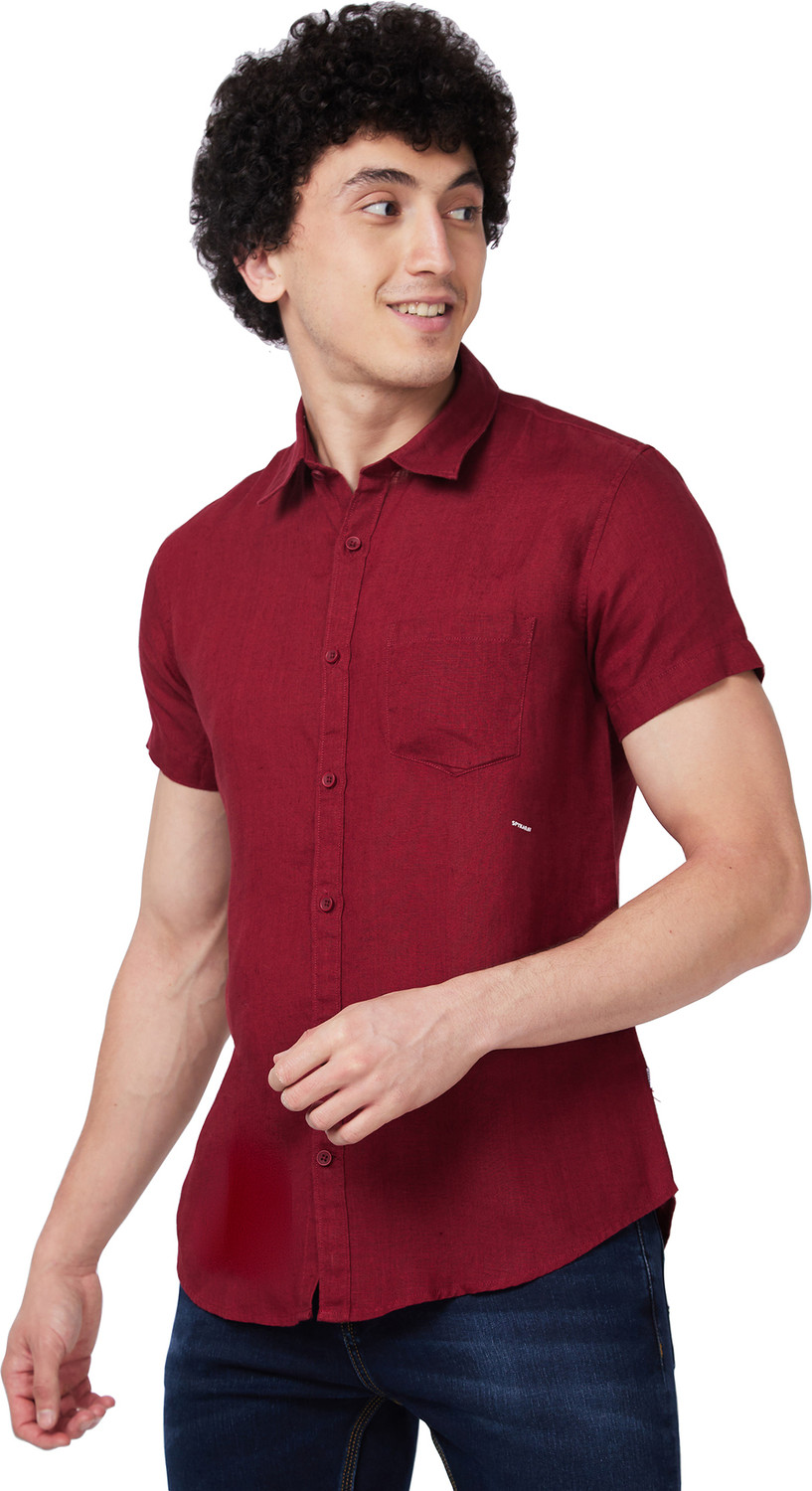 Image of Spykar Men Solid Casual Red Shirt