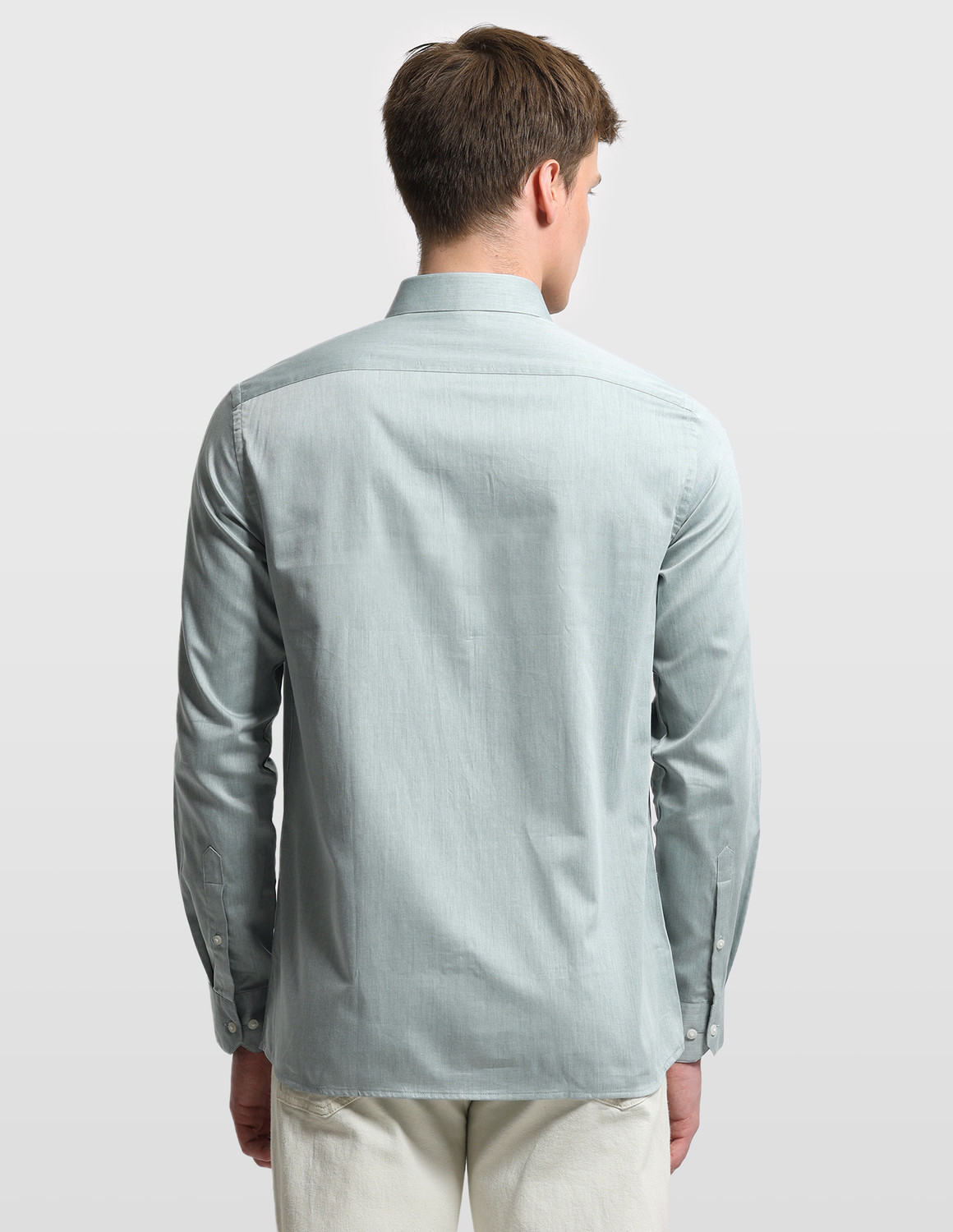 Image of ARROW Men Slim Fit Solid Spread Collar Casual Shirt