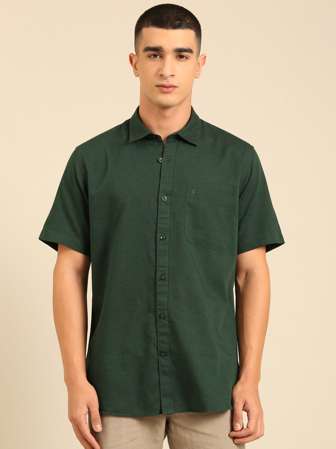 Image of CAVALLO BY LINEN CLUB Men Solid Casual Green Shirt