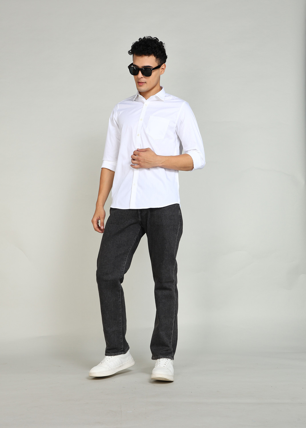 Image of INTEGRITI Men Slim Fit Solid Cut Away Collar Formal Shirt