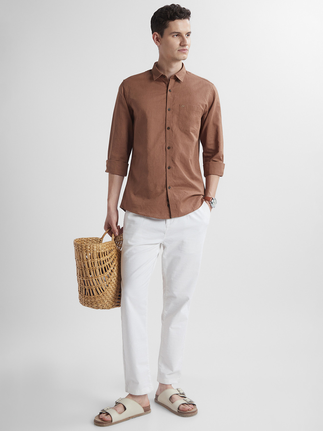 Image of PETER ENGLAND Men Slim Fit Solid Casual Shirt