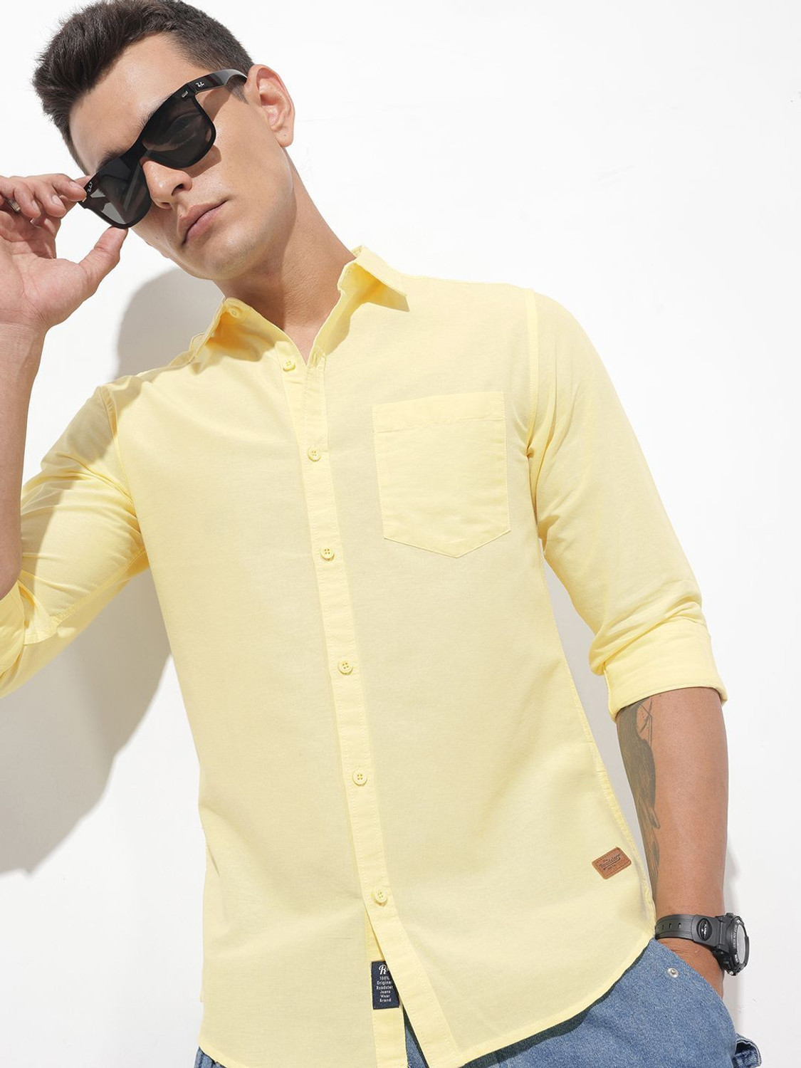 Image of Roadster Men Solid Casual Yellow Shirt