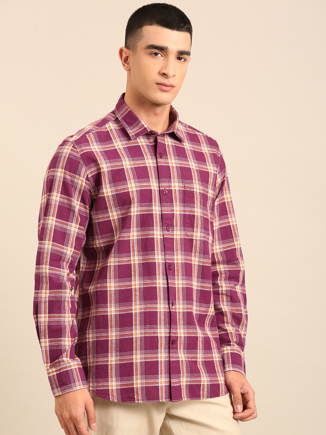 Image of CAVALLO BY LINEN CLUB Men Regular Fit Checkered Spread Collar Casual Shirt