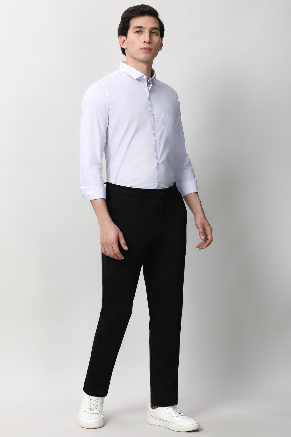 Image of PETER ENGLAND Men Slim Fit Solid Formal Shirt