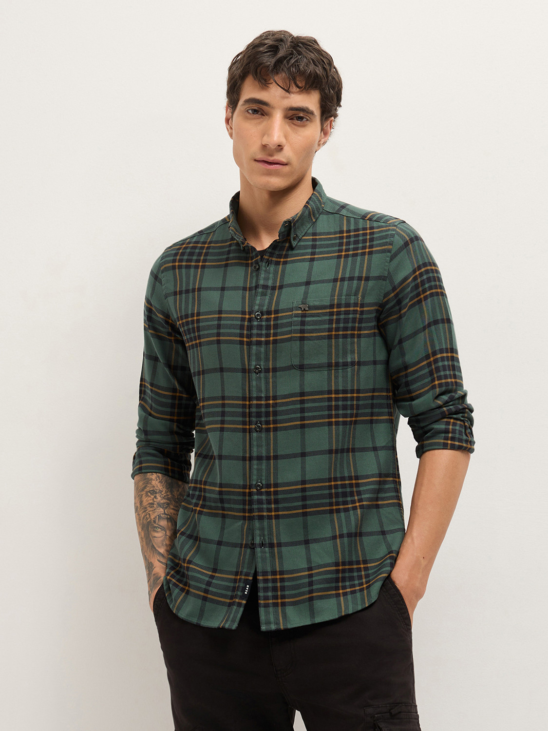 Image of THE BEAR HOUSE Men Checkered Casual Green Shirt