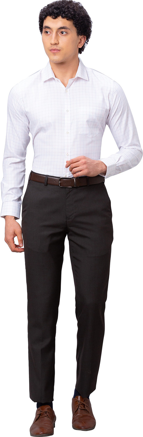 Image of PARK AVENUE Men Checkered Formal White Shirt