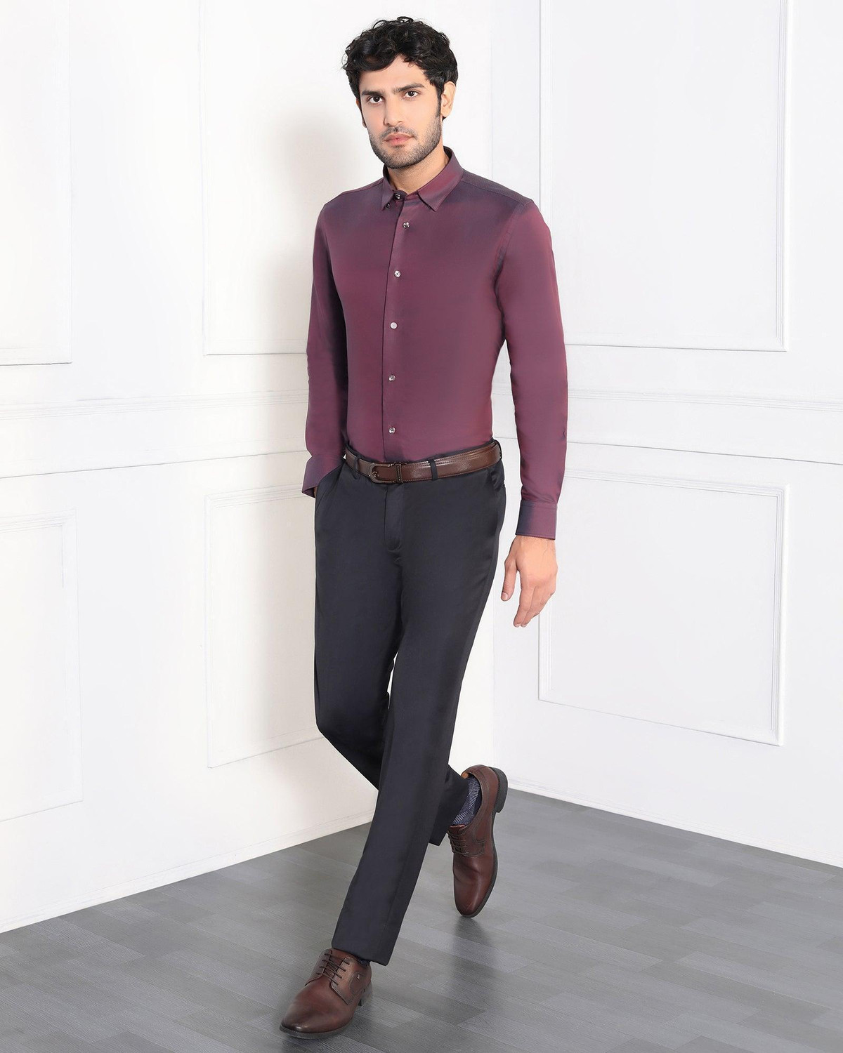 Image of Blackberrys Men Solid Formal Red Shirt