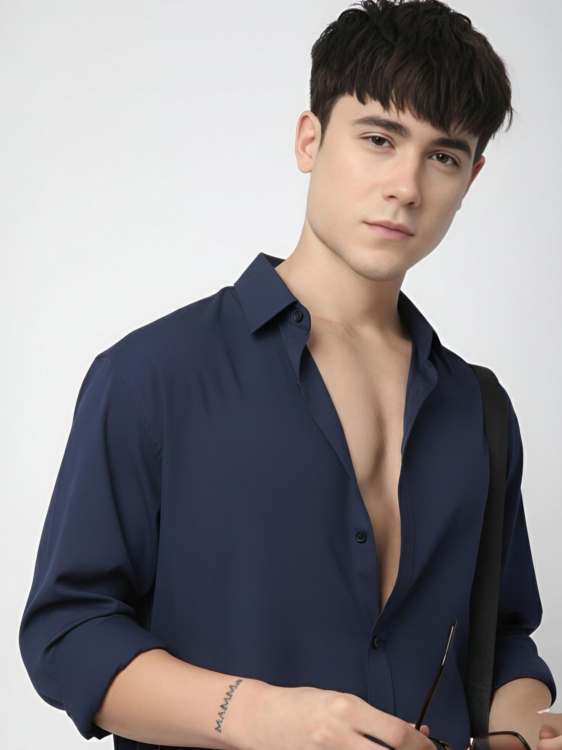 Image of WE KAIKA Men Solid Casual Dark Blue Shirt