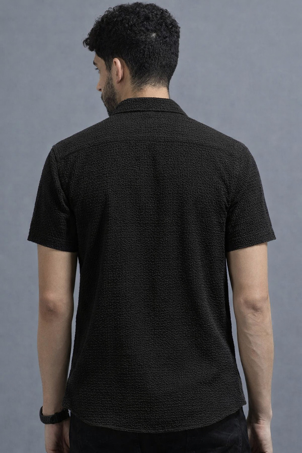 Image of COMBRAIDED Men Solid Casual Black Shirt