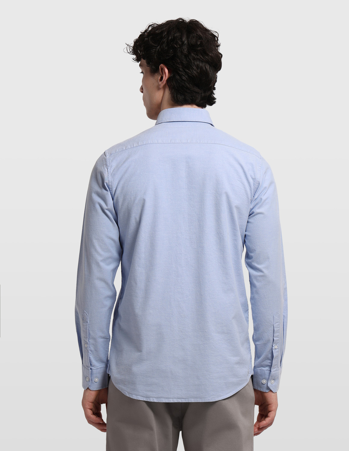 Image of Arrow Sport Men Solid Casual Blue Shirt