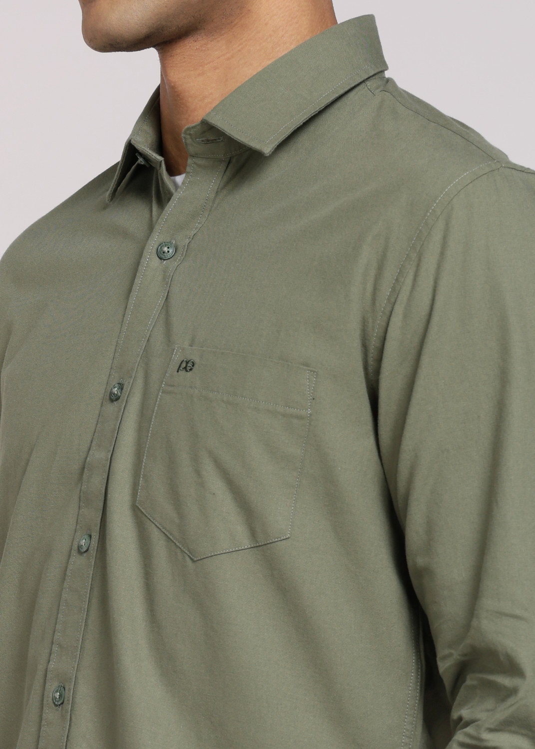 Image of PETER ENGLAND Men Slim Fit Solid Casual Shirt