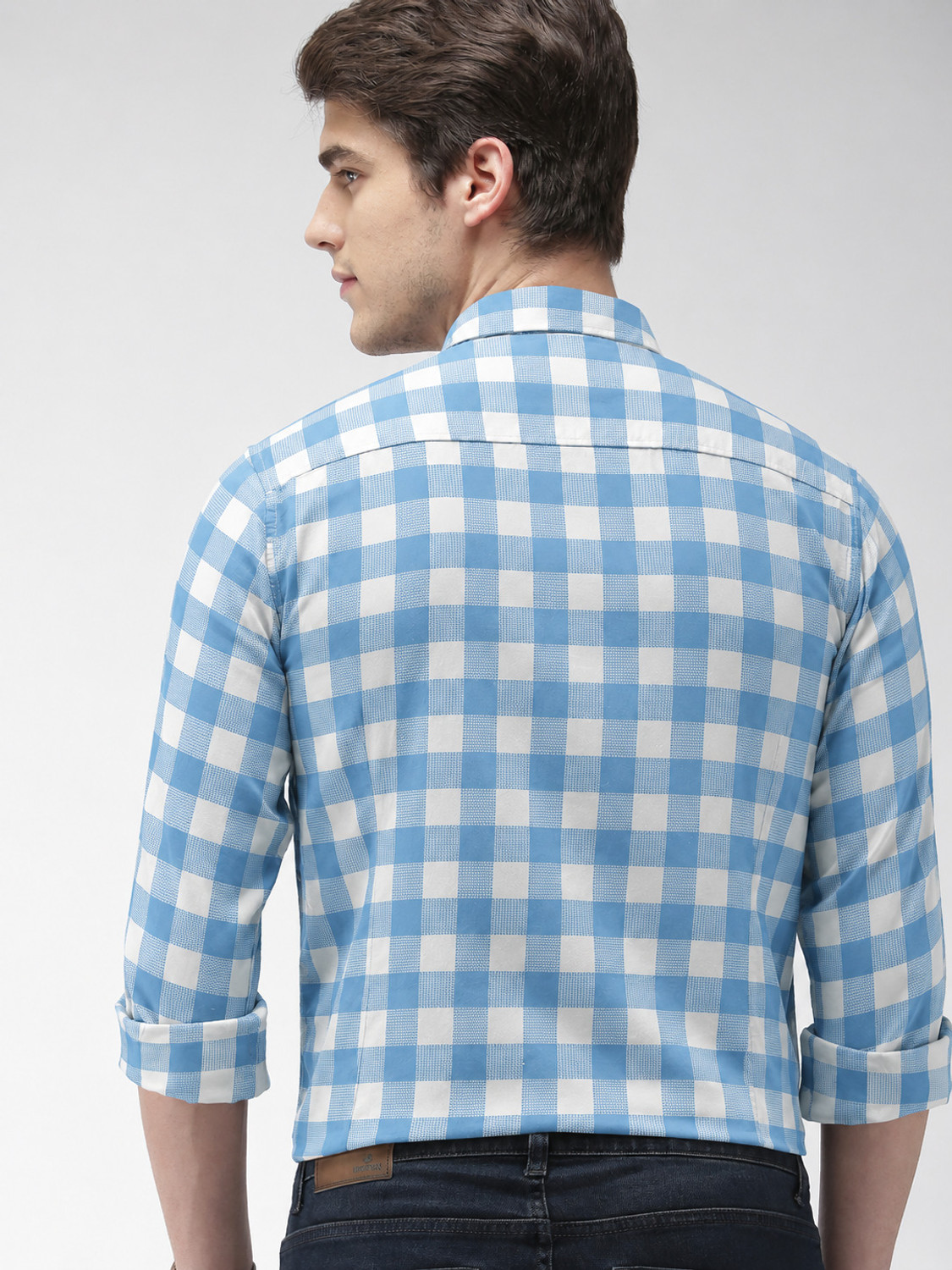 Image of Roadster Men Regular Fit Checkered Spread Collar Casual Shirt