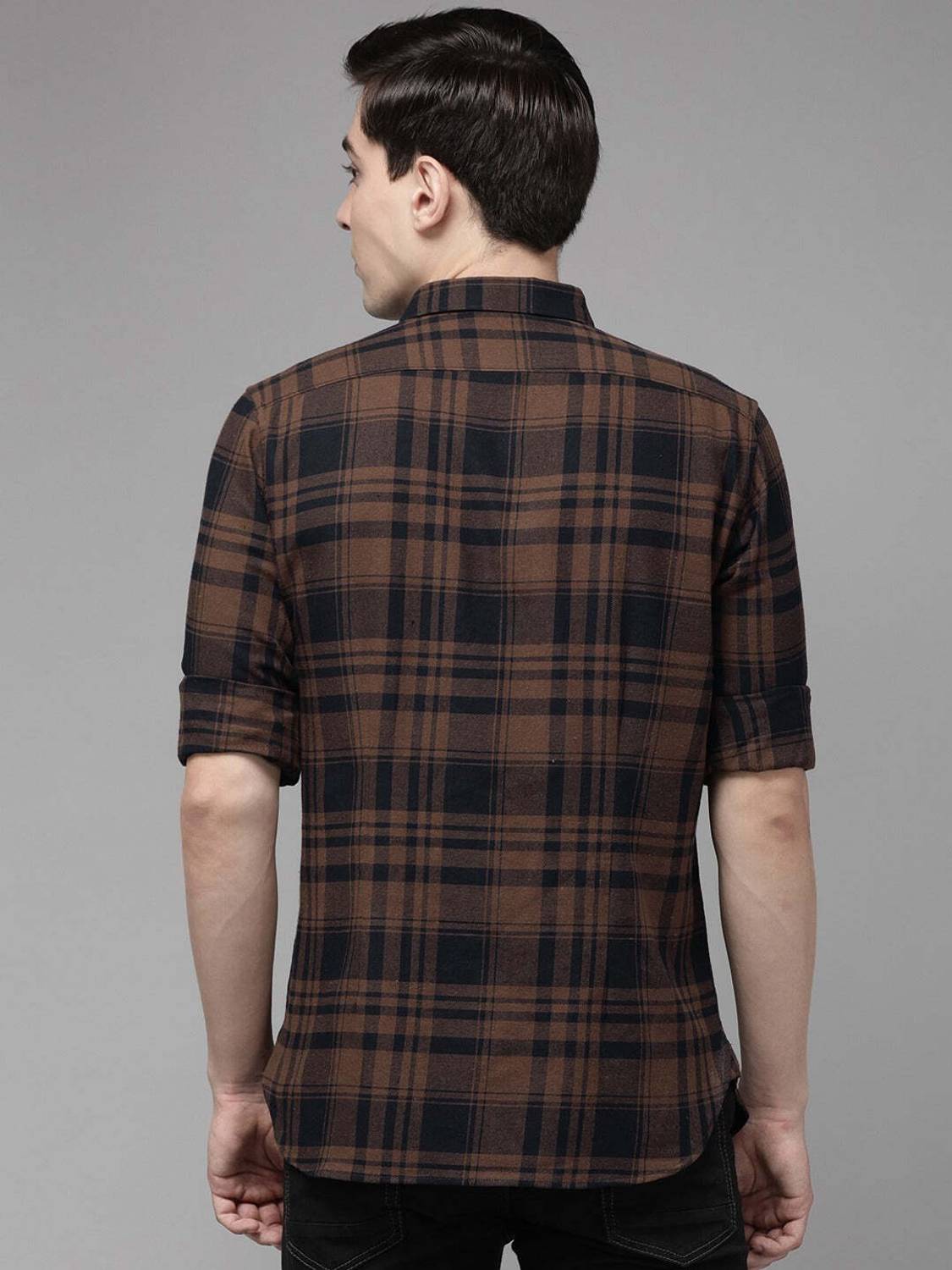 THE दी बेयर हाउस Shirt - Image 5