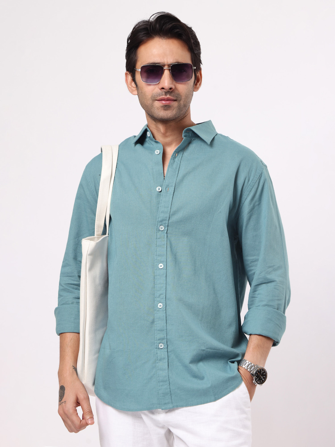 Image of MANIAC Men Solid Casual Blue Shirt