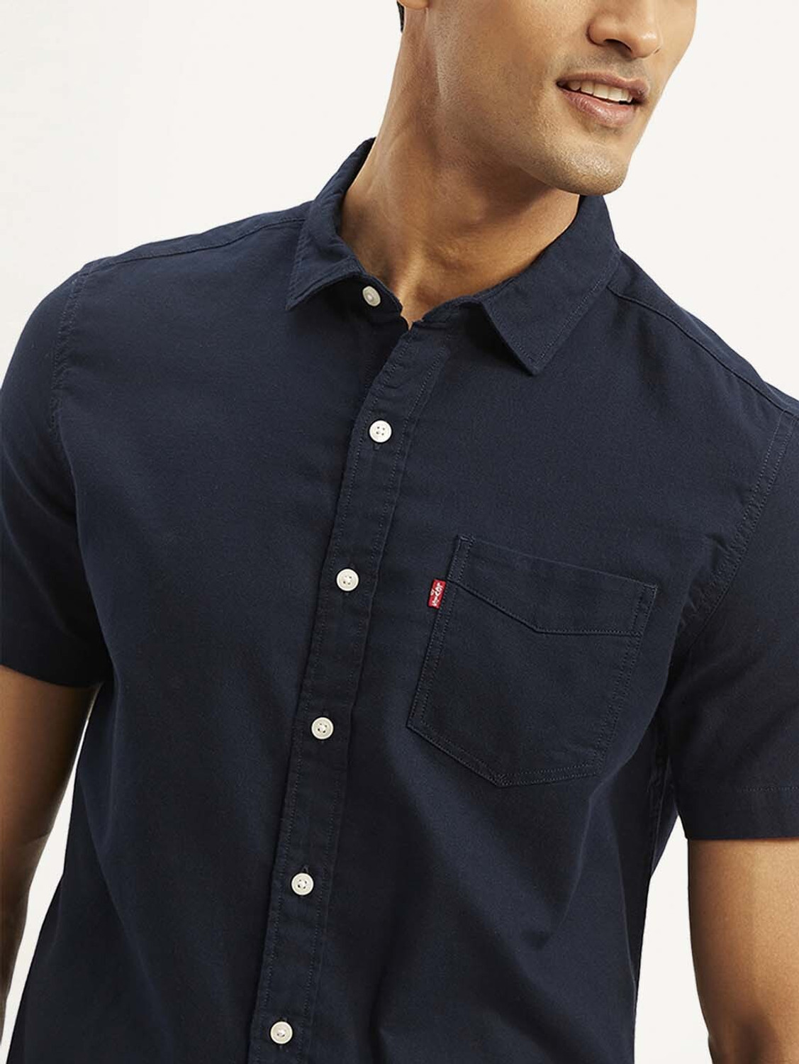 Image of LEVI'S Men Solid Casual Blue Shirt
