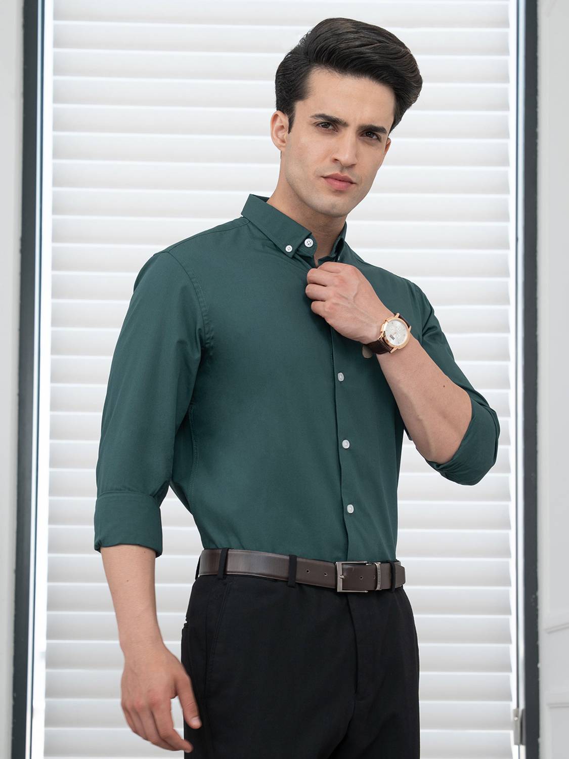 RED रेड टेप Shirt - Image 2
