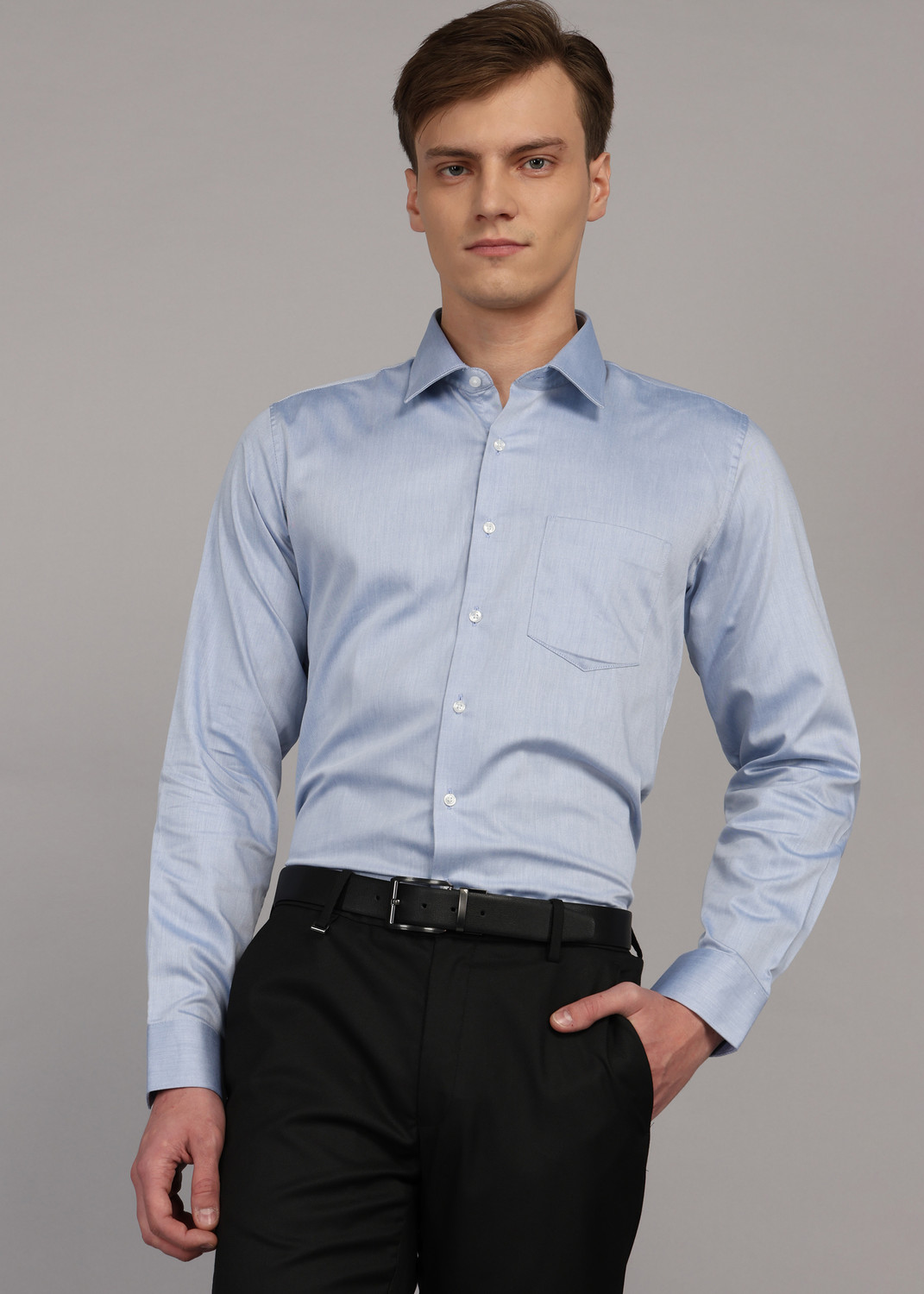 Image of VAN HEUSEN Men Solid Formal Light Blue Shirt