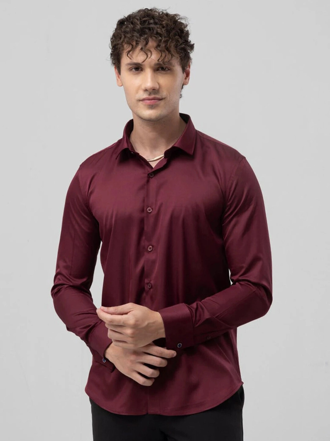 Image of Snitch Men Solid Casual Maroon Shirt