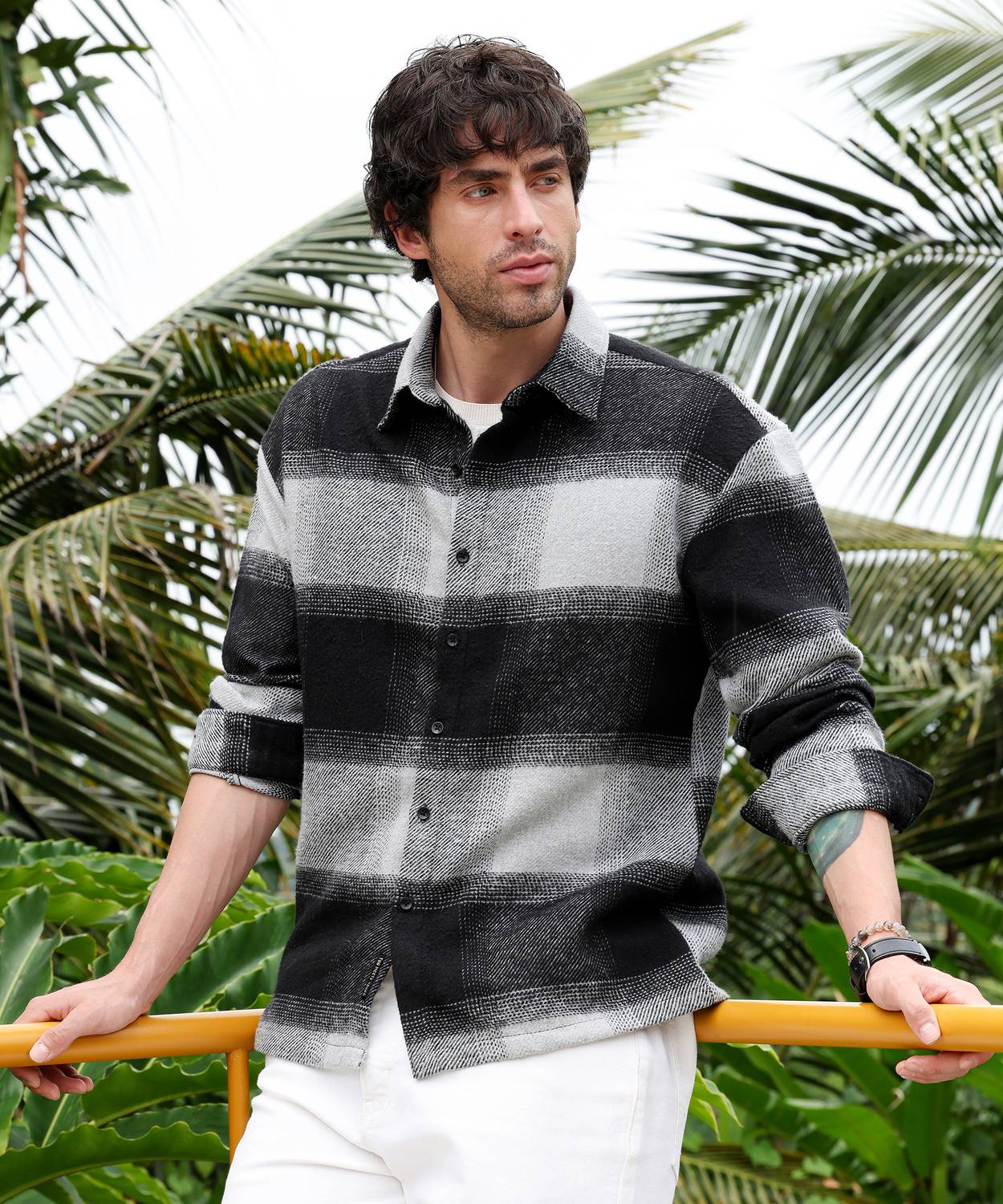 CAHOOT Men Checkered Casual Black, Grey, White Shirt - Image 2