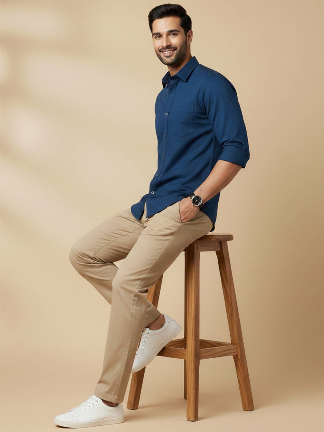 Men Regular Fit Solid Spread Collar Casual Shirt - Image 5