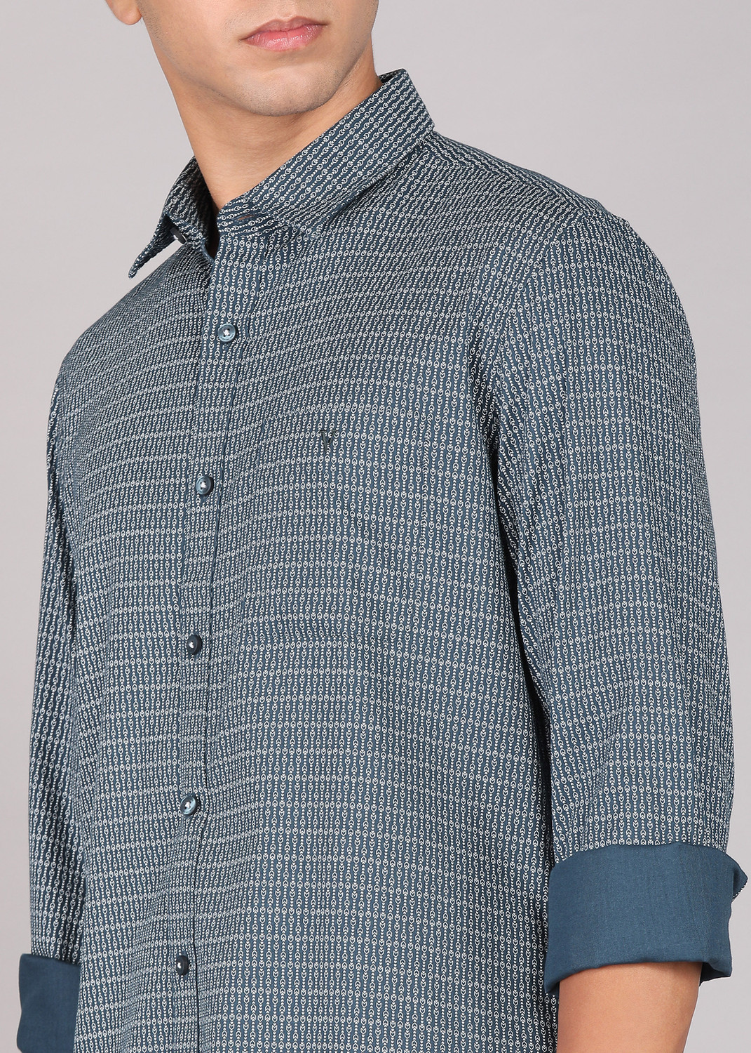 Image of VAN HEUSEN SPORT Men Printed Casual Dark Blue Shirt