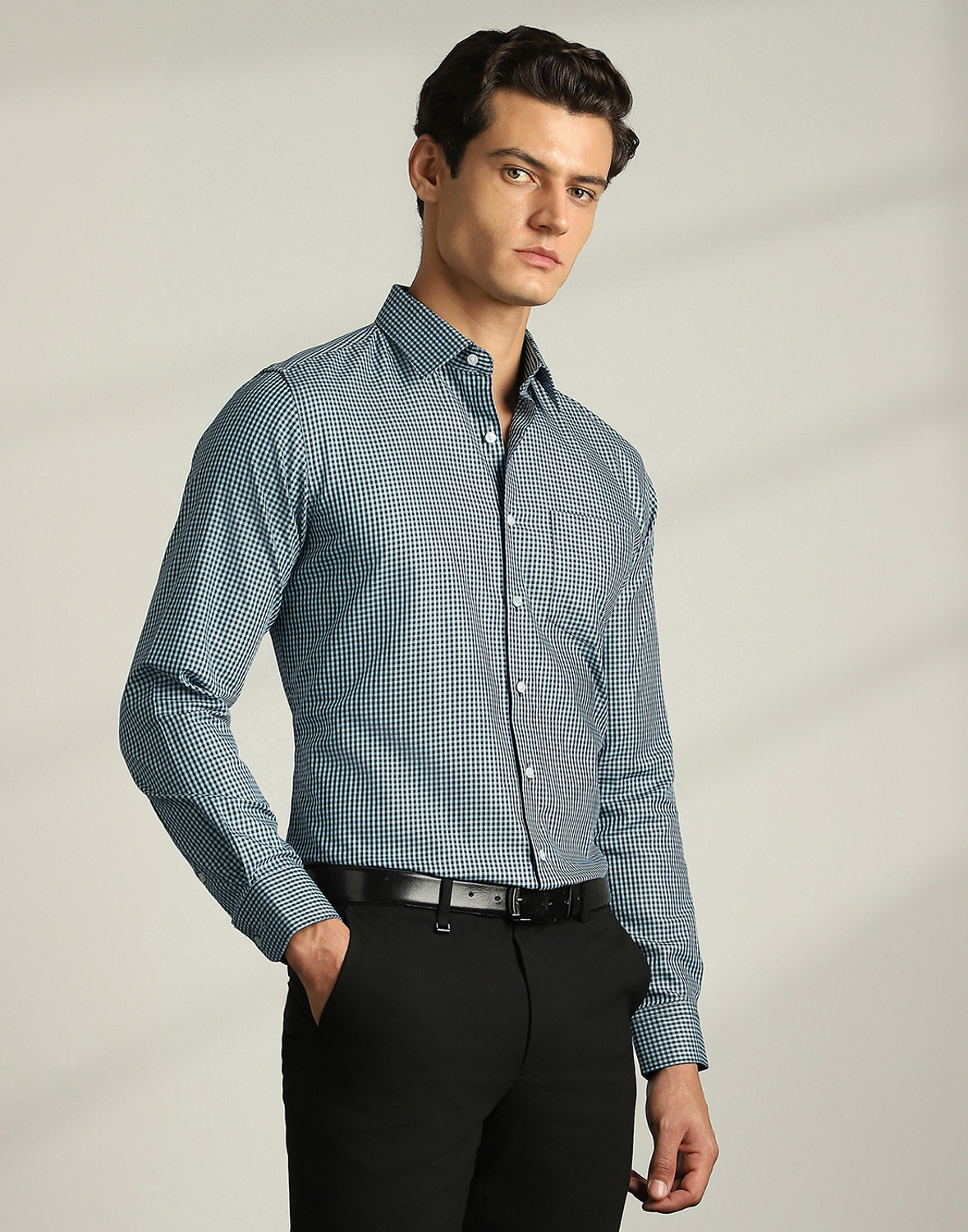 Image of VAN HEUSEN Men Checkered Formal Blue Shirt