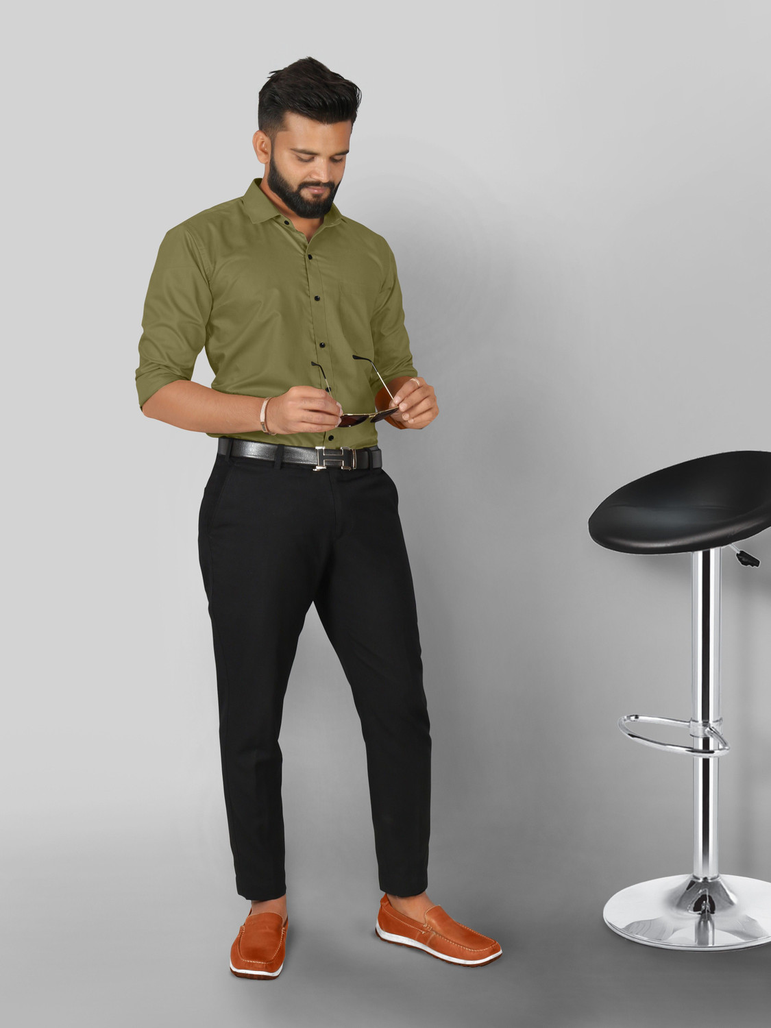 Image of FIBERMILL Men Solid Formal Green Shirt