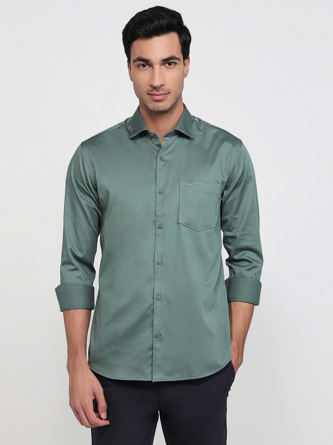 PARK AVENUE Men Solid Casual Dark Green Shirt