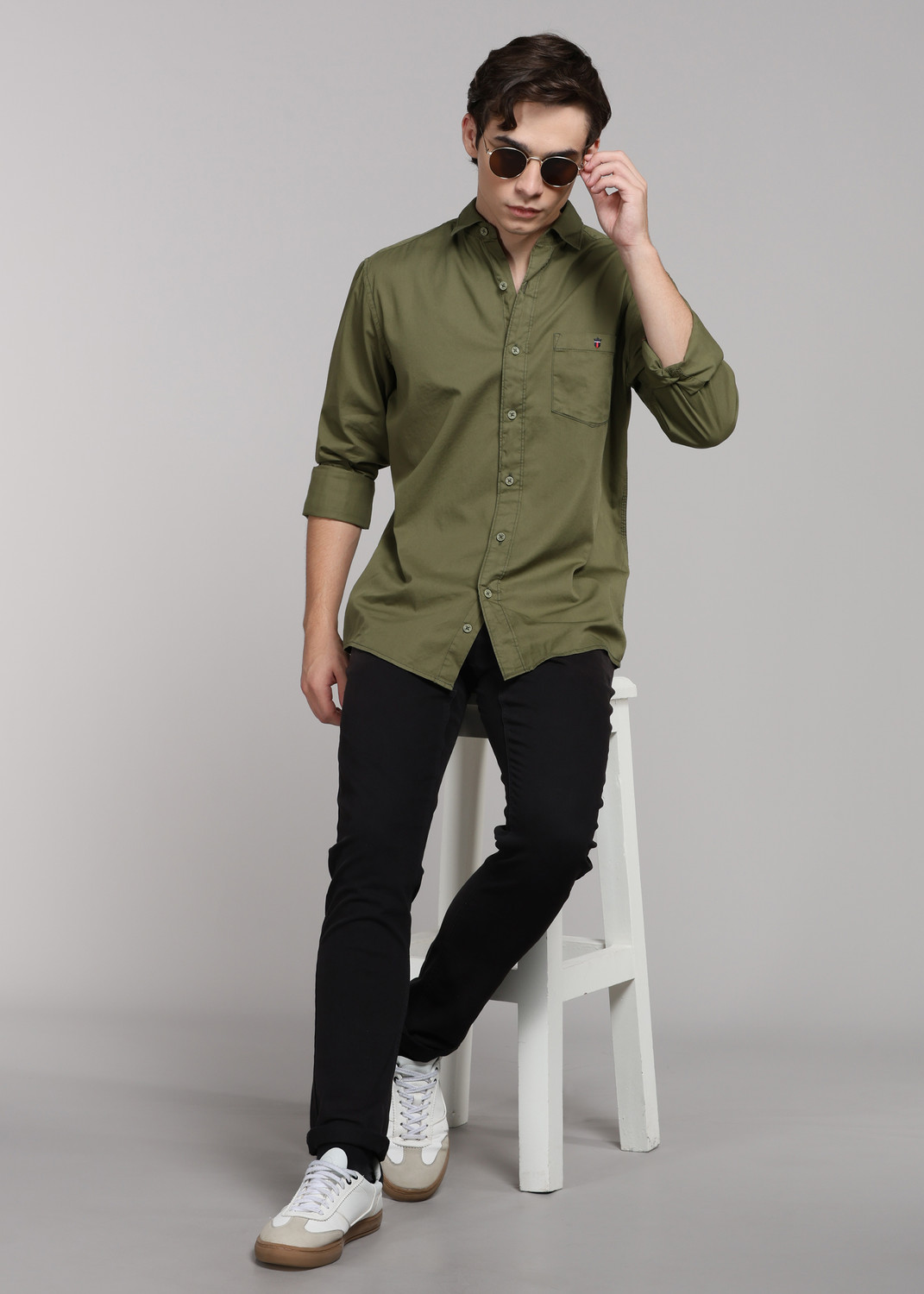 Image of Louis Philippe Jeans Men Slim Fit Solid Casual Shirt