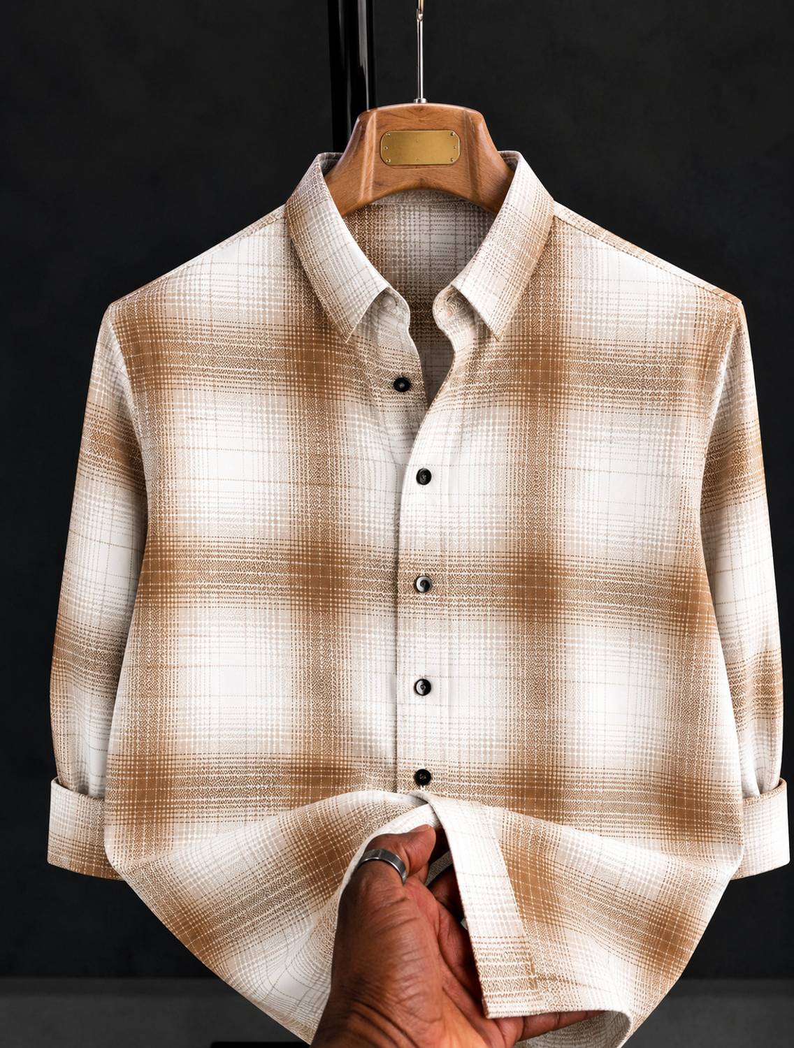 Solbiza Men Checkered Casual White Blue Shirt