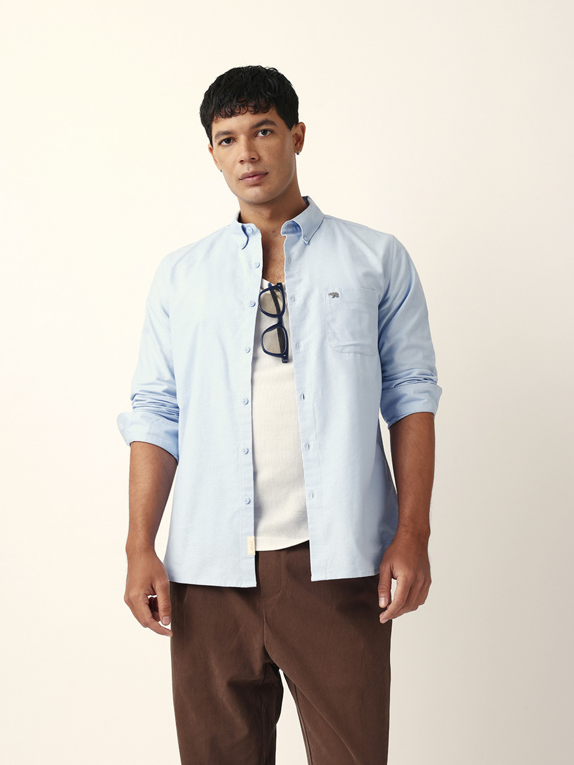 Image of THE BEAR HOUSE Men Solid Casual Blue Shirt