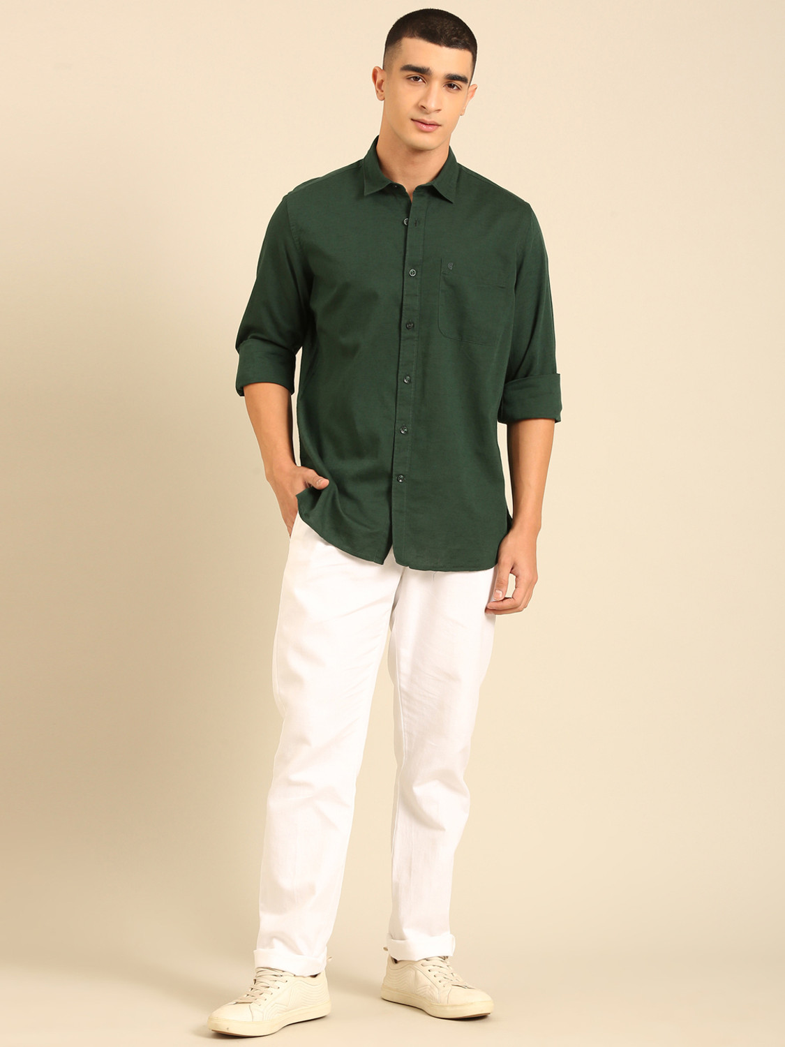 Image of CAVALLO BY LINEN CLUB Men Solid Casual Green Shirt